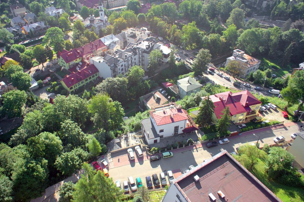 Urocza Art Pensjonat Krynica-Zdrój Exterior foto